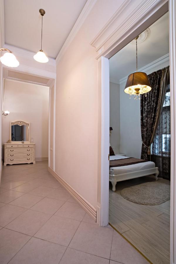 Bel Apartments Odessa Exteriör bild